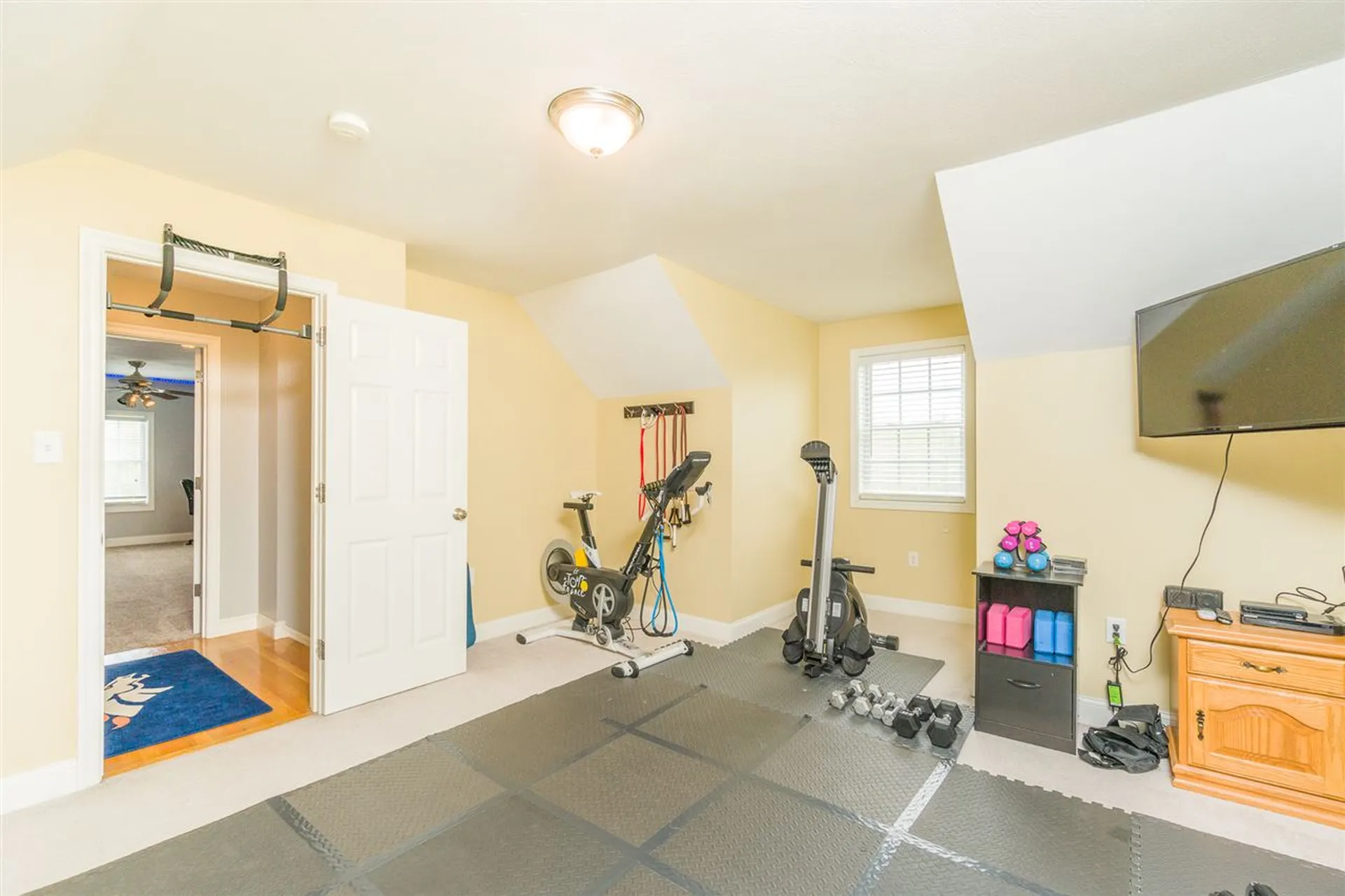18 Shaker Lane Hampstead NH 03841