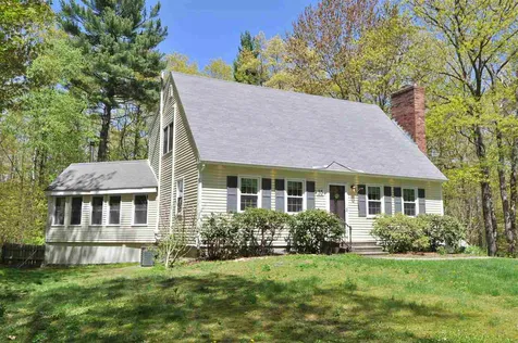 35 Lantern Lane Hooksett NH 03106