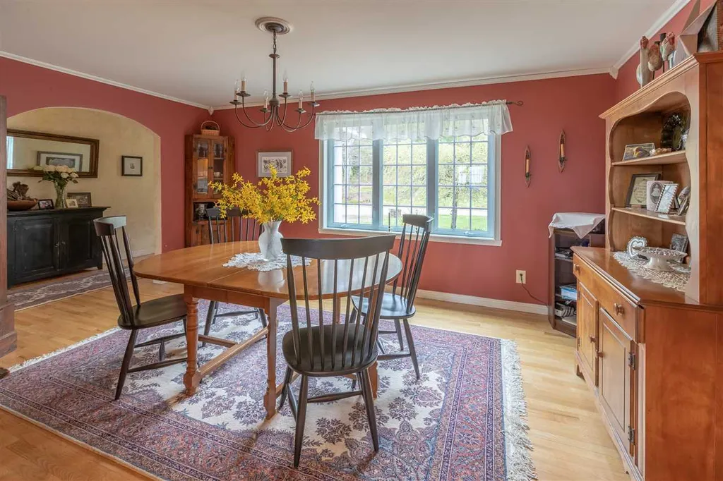 308 Old Hebron Road Plymouth NH 03264