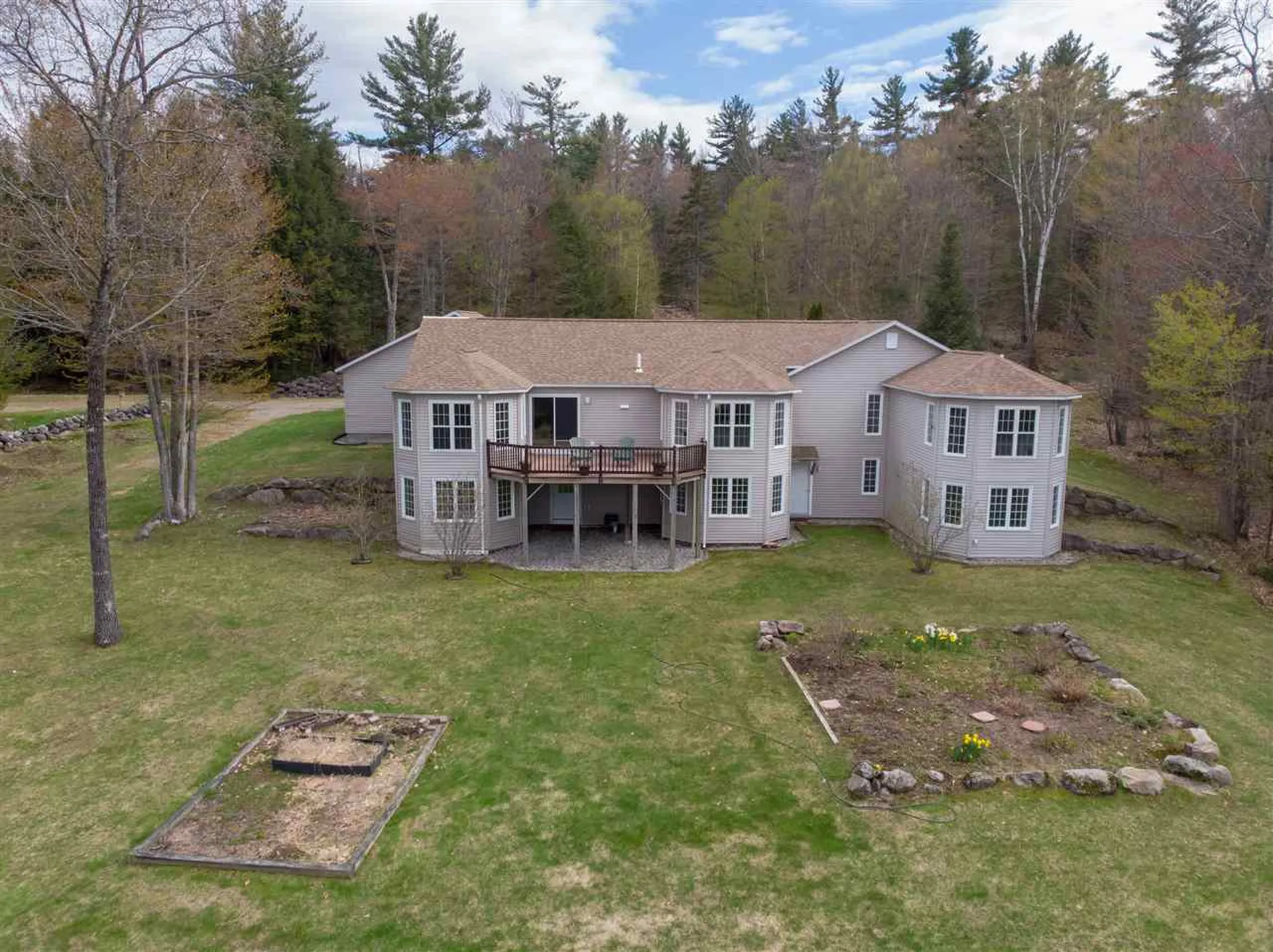 308 Old Hebron Road Plymouth NH 03264