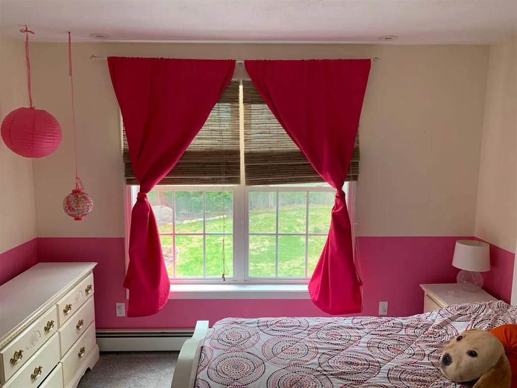 211 Oak Hill Road Barrington NH 03825