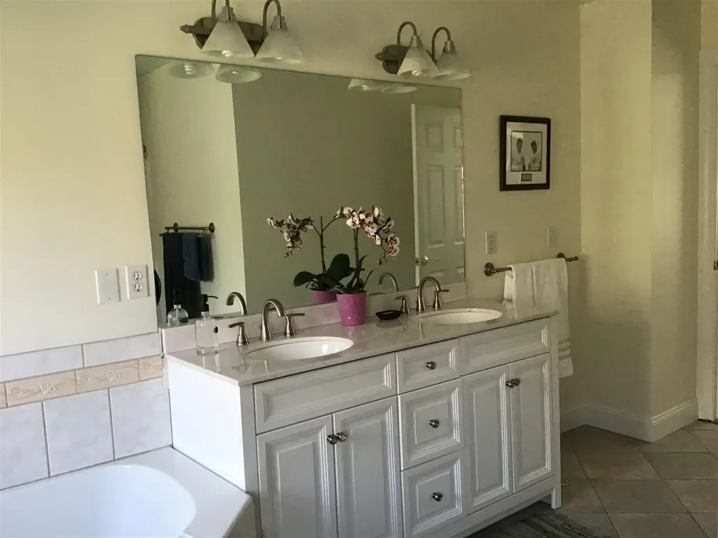 140 Chesapeake Drive Shelburne VT 05482