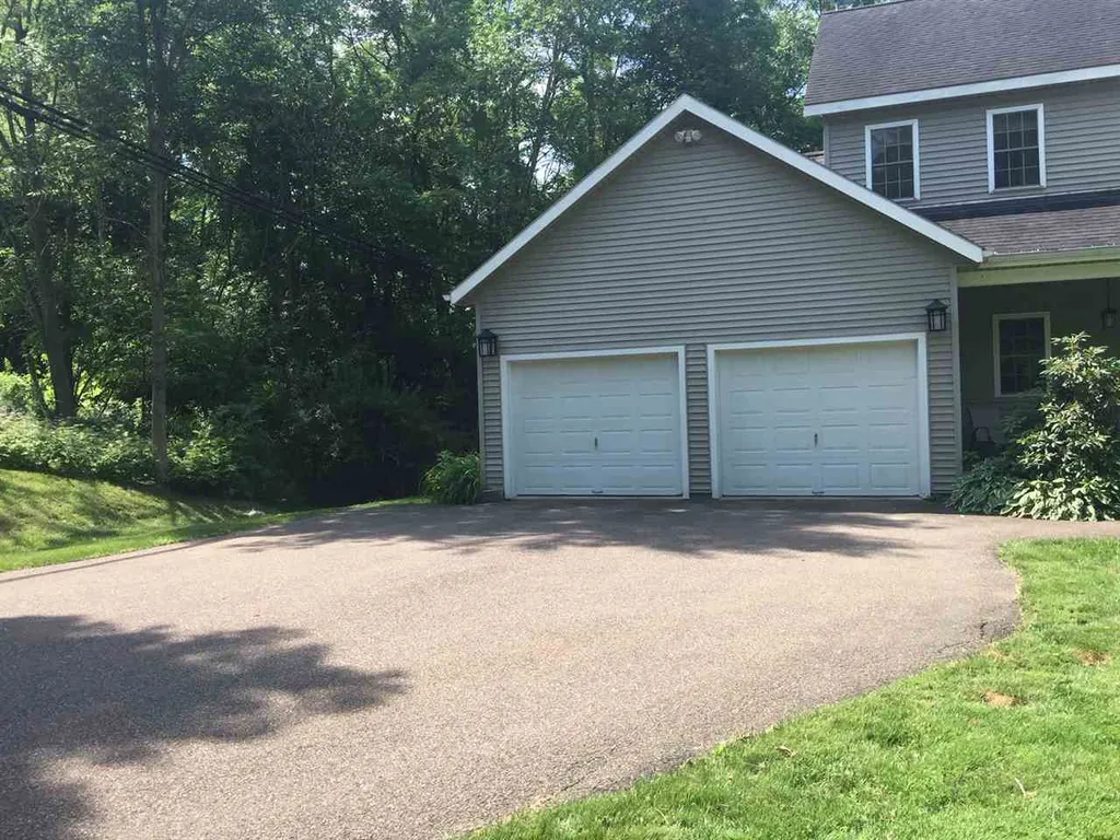 140 Chesapeake Drive Shelburne VT 05482
