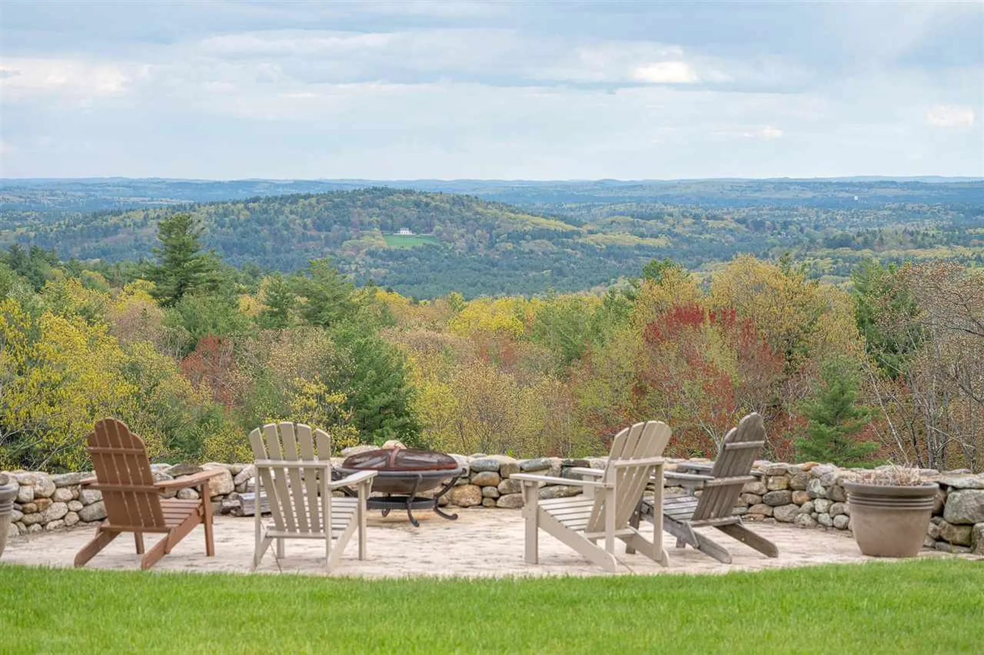 106 Chestnut Hill Road Amherst NH 03031