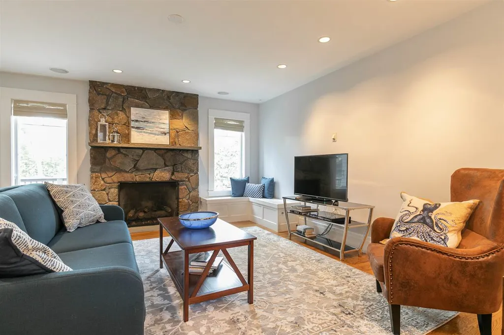 24 Harborview Drive Rye NH 03870