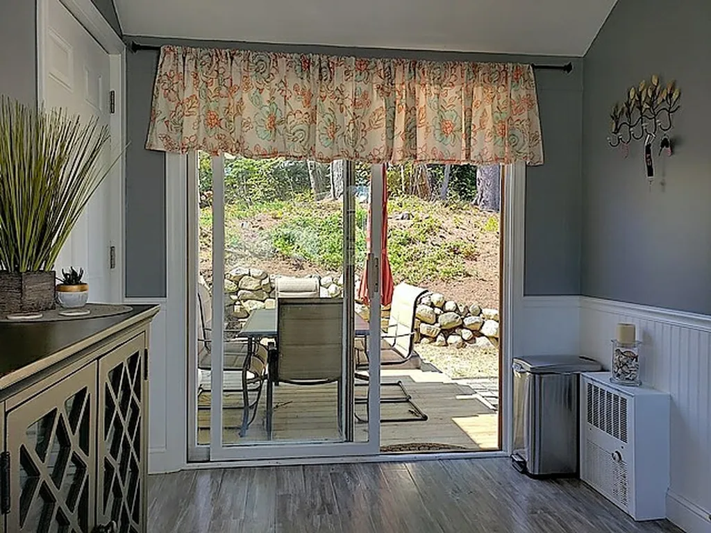 13 Crestview Street Keene NH 03431