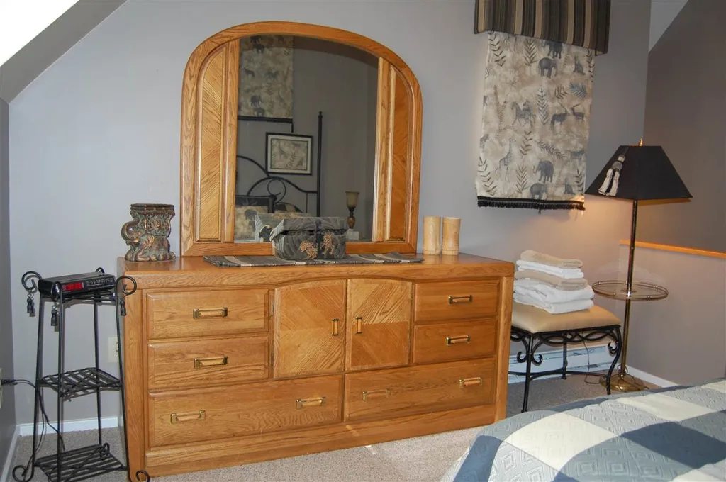 27 South Village Warren VT 05674