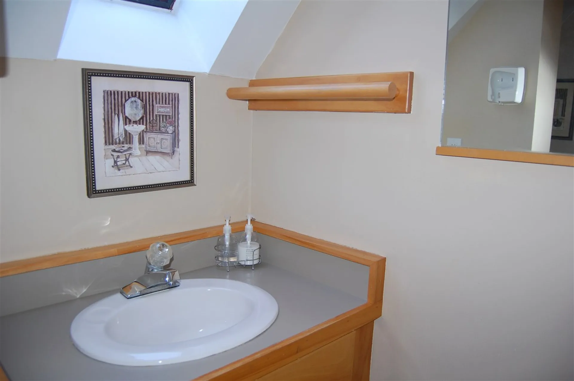 27 South Village Warren VT 05674