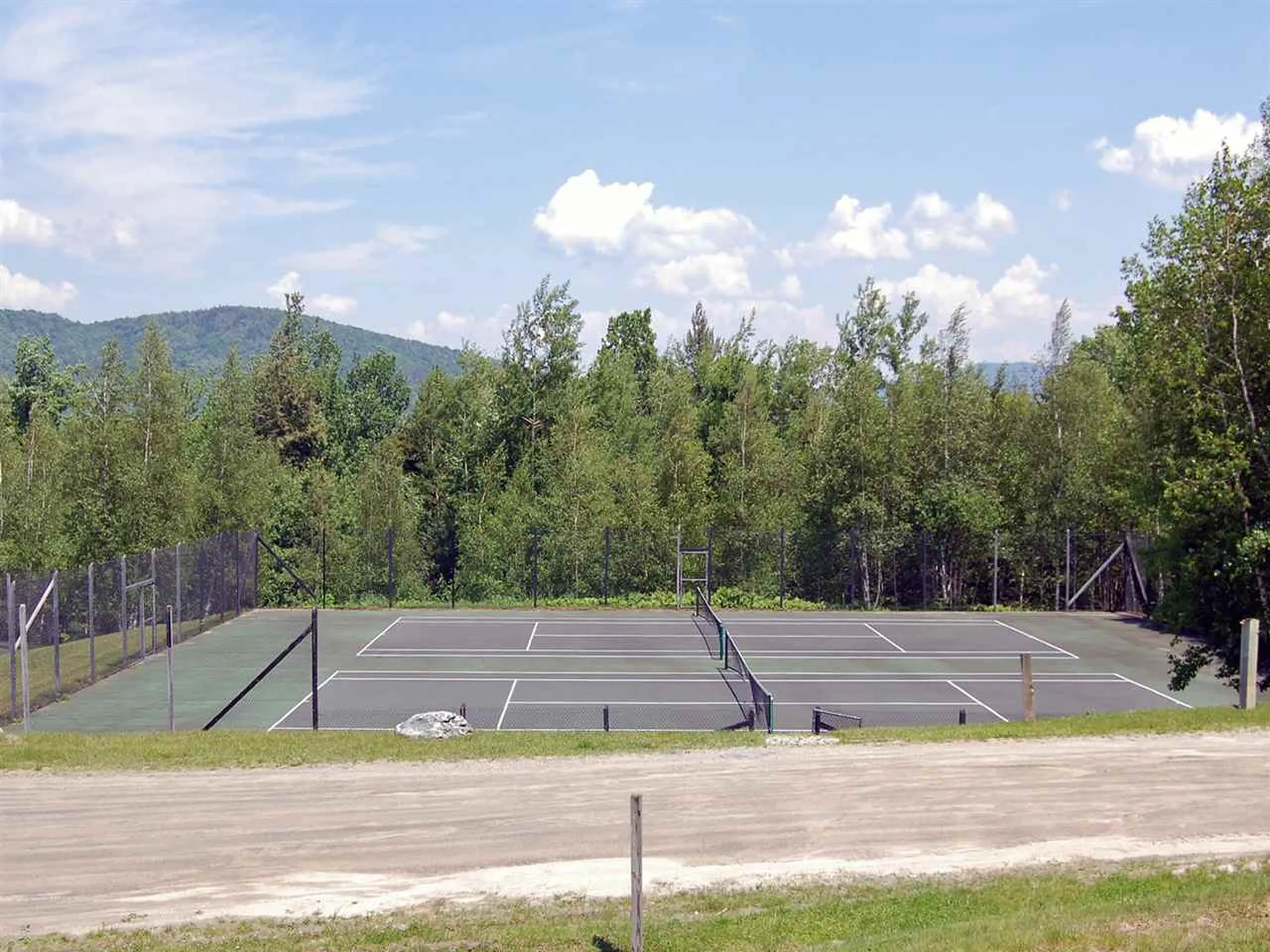 27 South Village Warren VT 05674