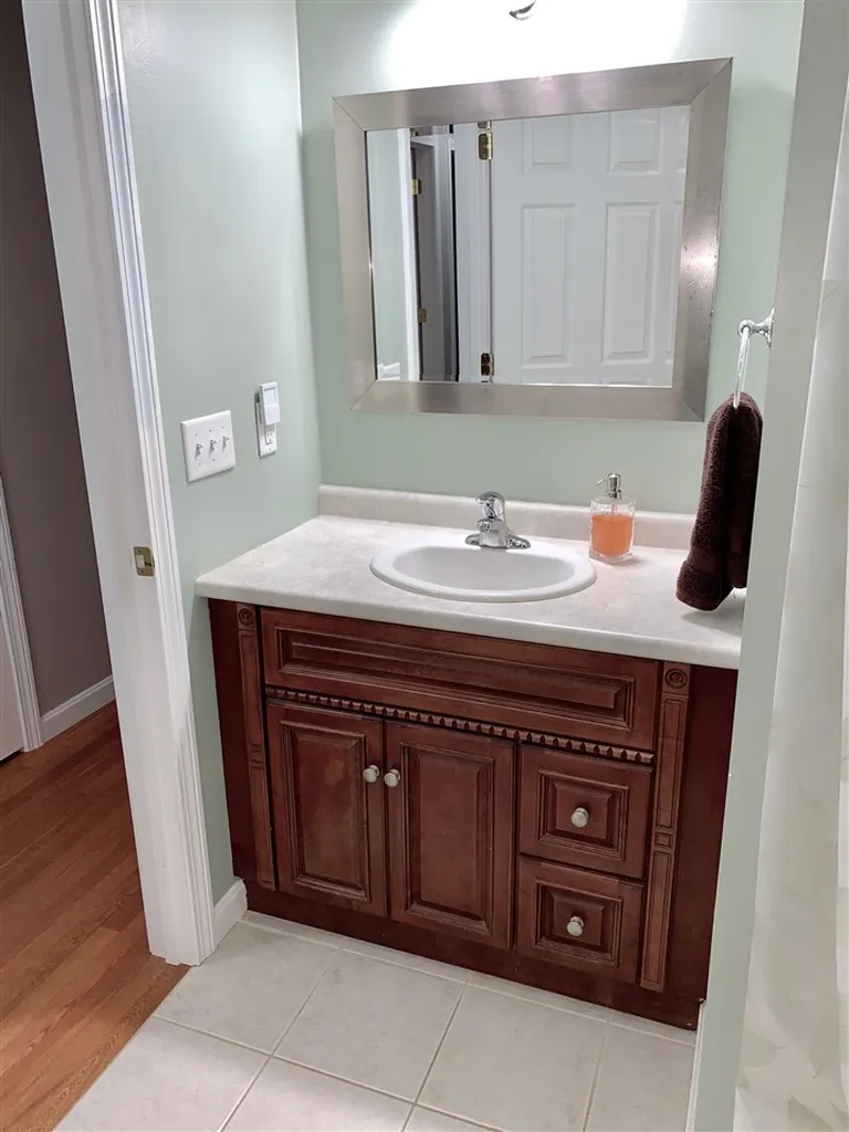 826 Kings Highway Stoddard NH 03464