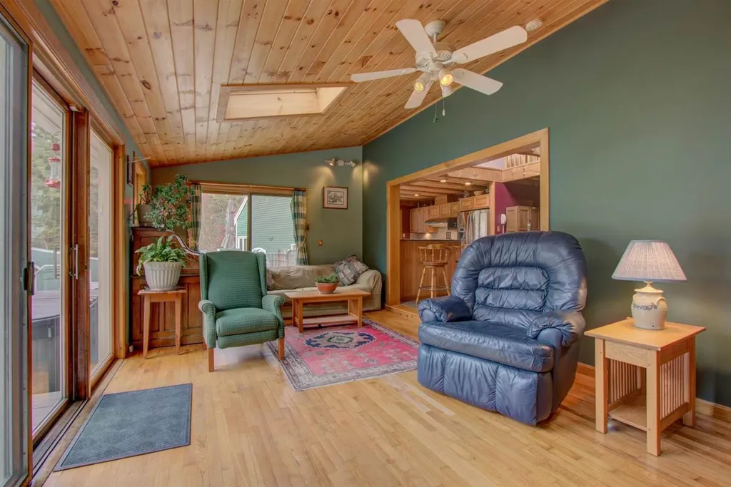 42 Nason Road Hampton Falls NH 03844