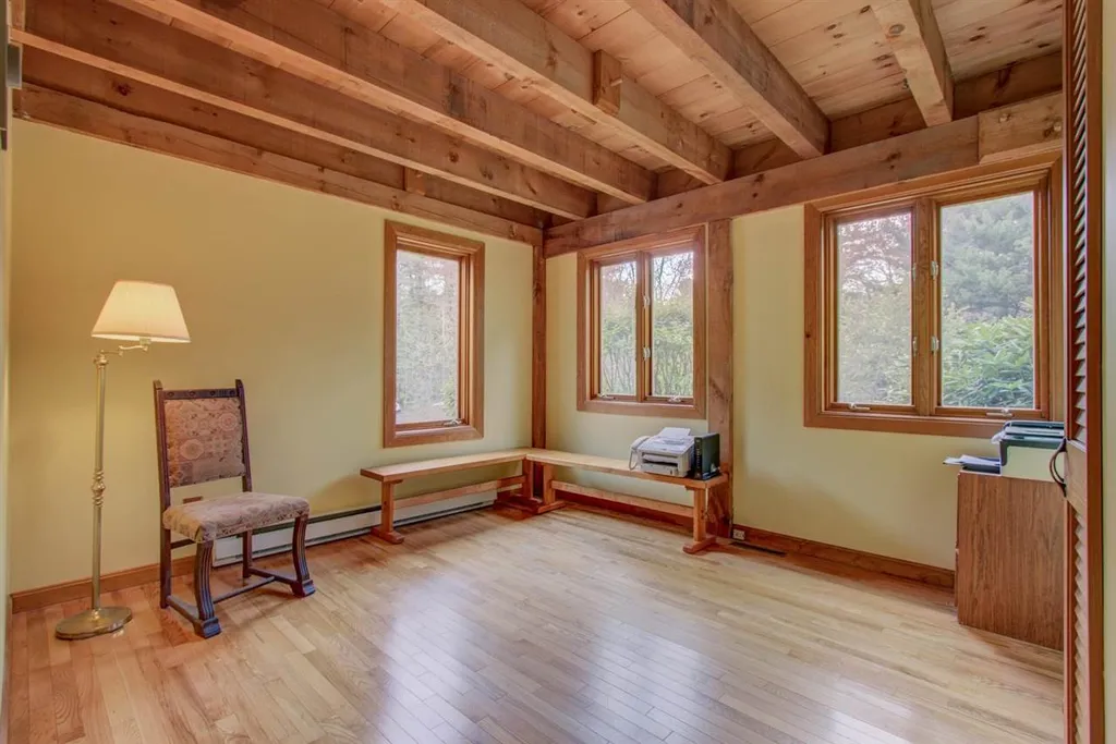 42 Nason Road Hampton Falls NH 03844
