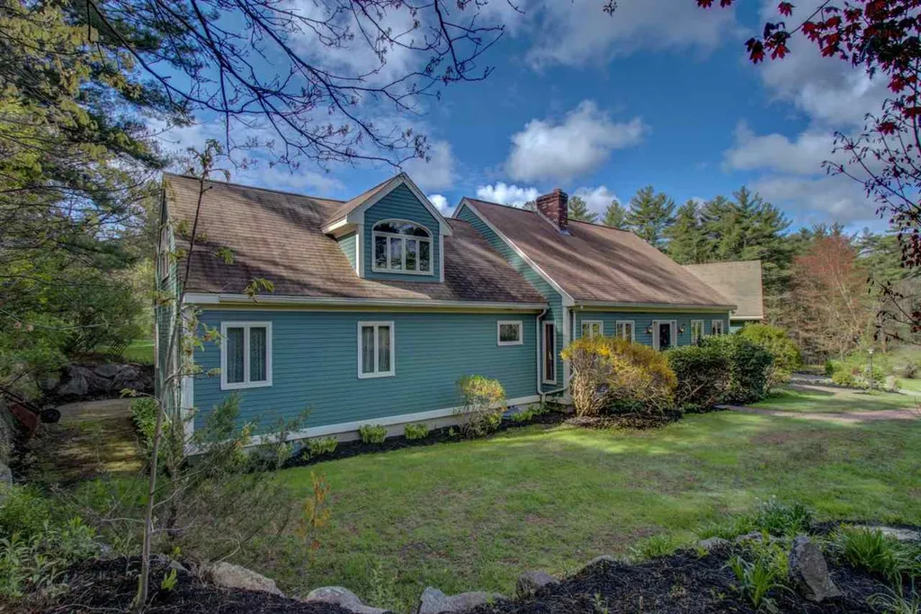 42 Nason Road Hampton Falls NH 03844
