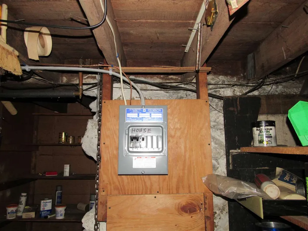 301 Amherst Street Manchester NH 03104