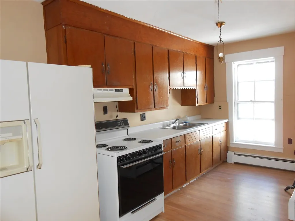 301 Amherst Street Manchester NH 03104