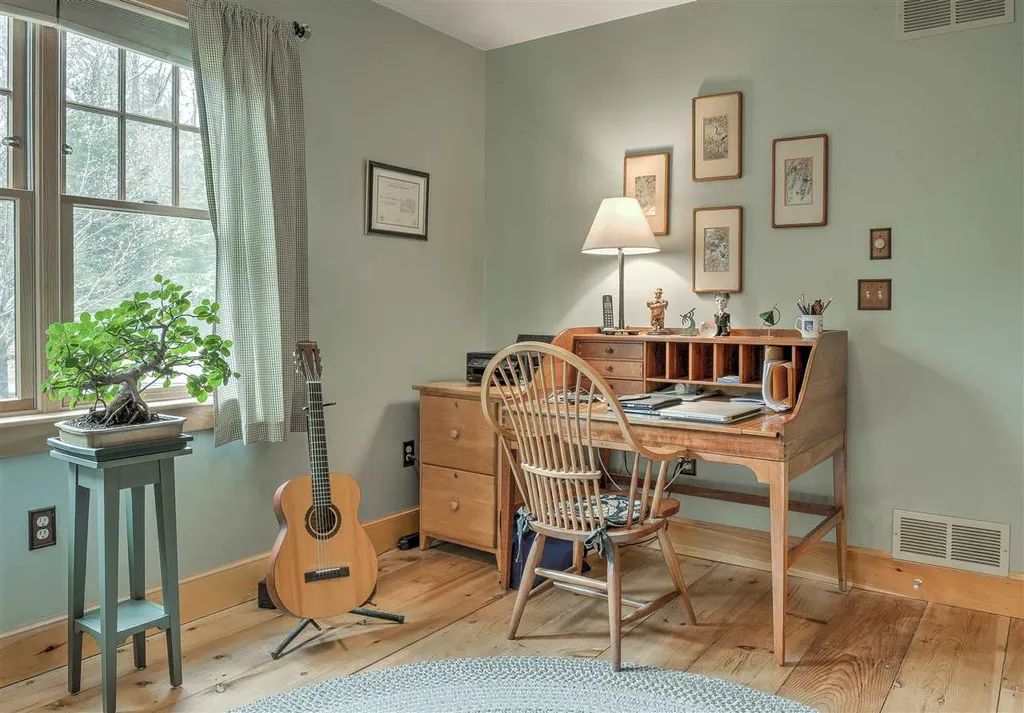 232 Beaver Brook Drive Stoddard NH 03464