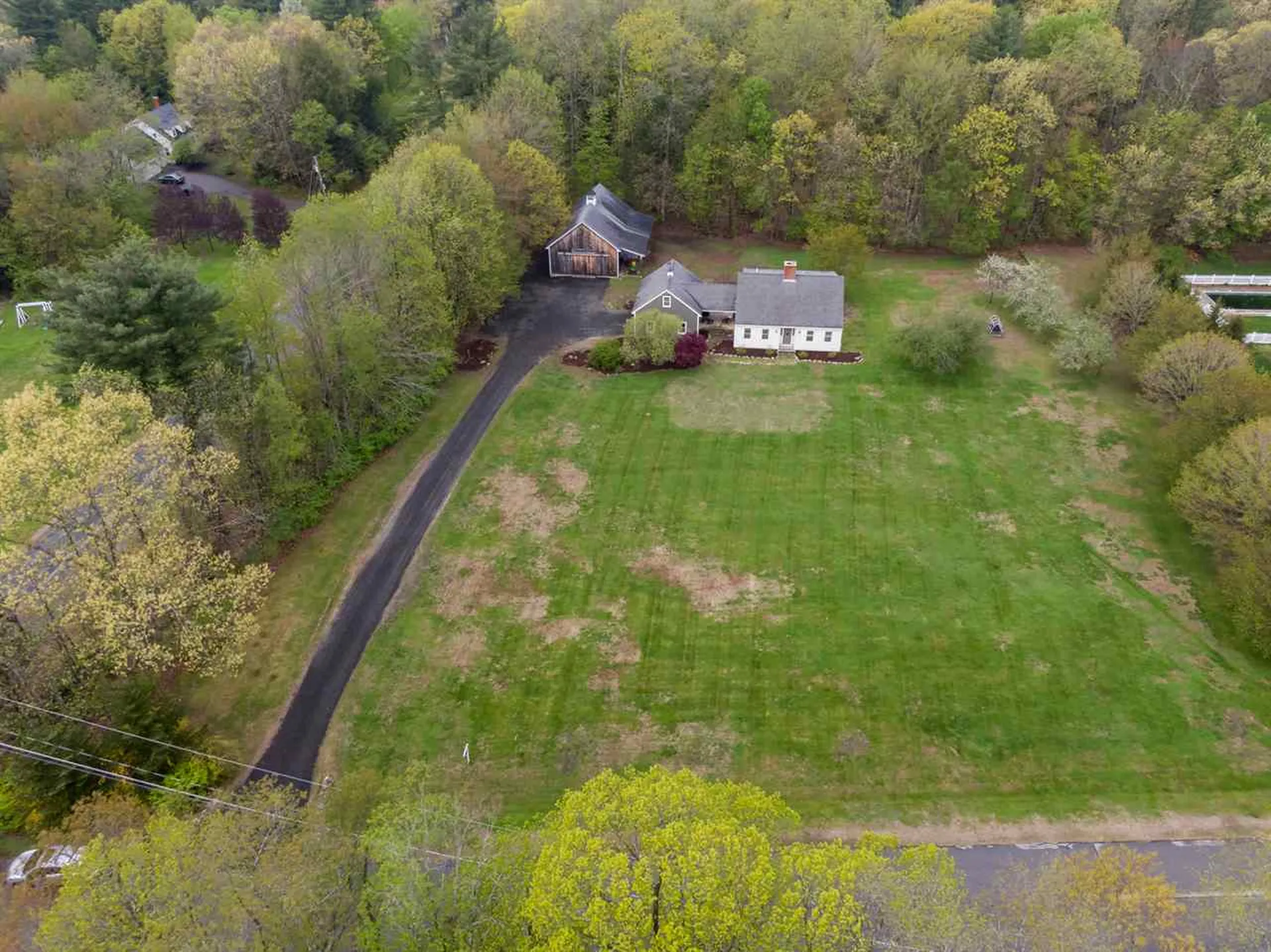 11 Forest Drive East Kingston NH 03827