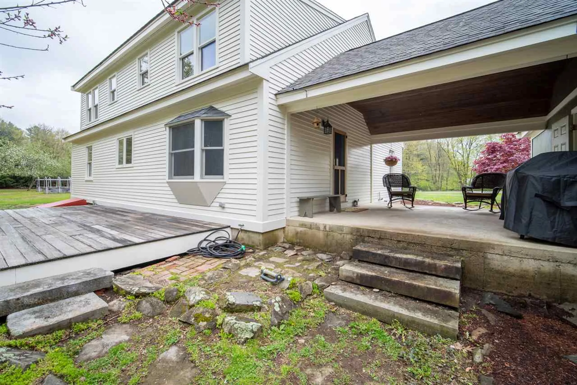 11 Forest Drive East Kingston NH 03827