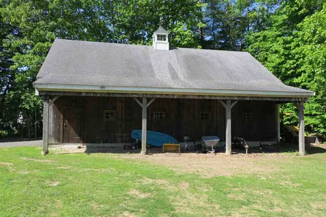 11 Forest Drive East Kingston NH 03827