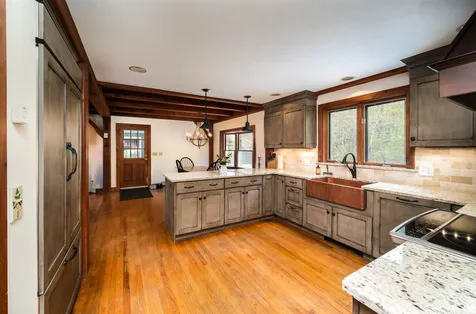 11 Forest Drive East Kingston NH 03827