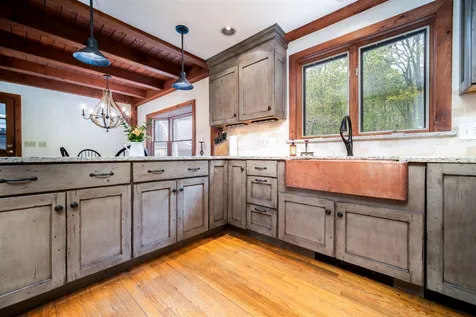 11 Forest Drive East Kingston NH 03827