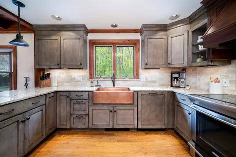 11 Forest Drive East Kingston NH 03827