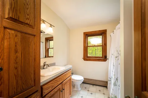 11 Forest Drive East Kingston NH 03827