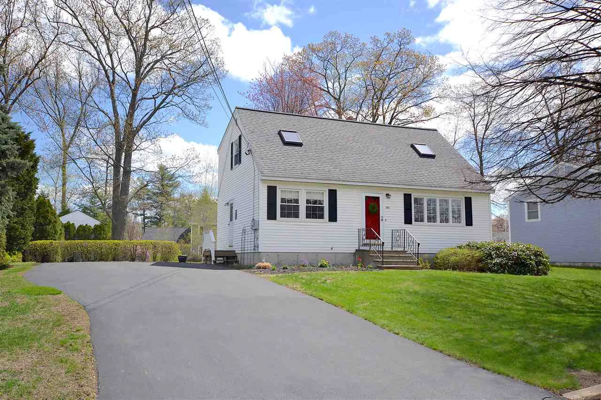 164 Hoyt Street Manchester NH 03103