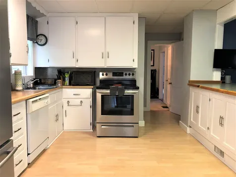 5 Barton Street Claremont NH 03743