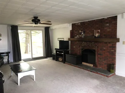 5 Barton Street Claremont NH 03743