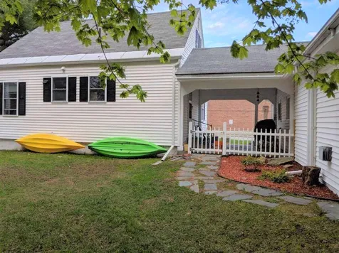 5 Barton Street Claremont NH 03743