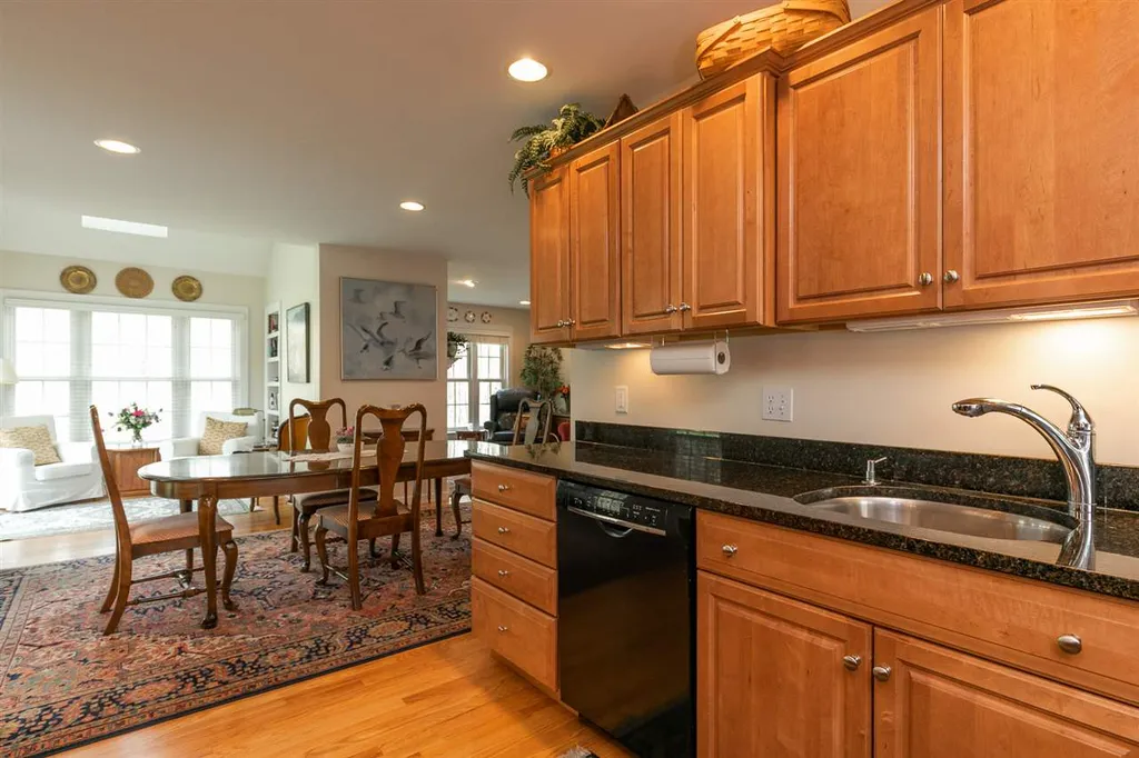 579 Sagamore Avenue Portsmouth NH 03801