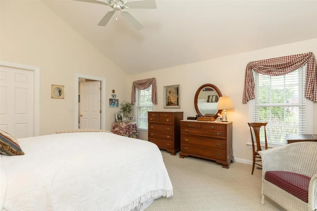 579 Sagamore Avenue Portsmouth NH 03801