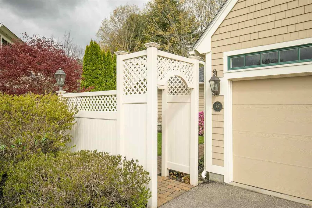 579 Sagamore Avenue Portsmouth NH 03801