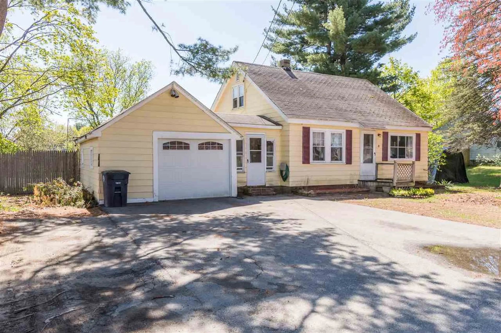 6 Dumaine Avenue Nashua NH 03063