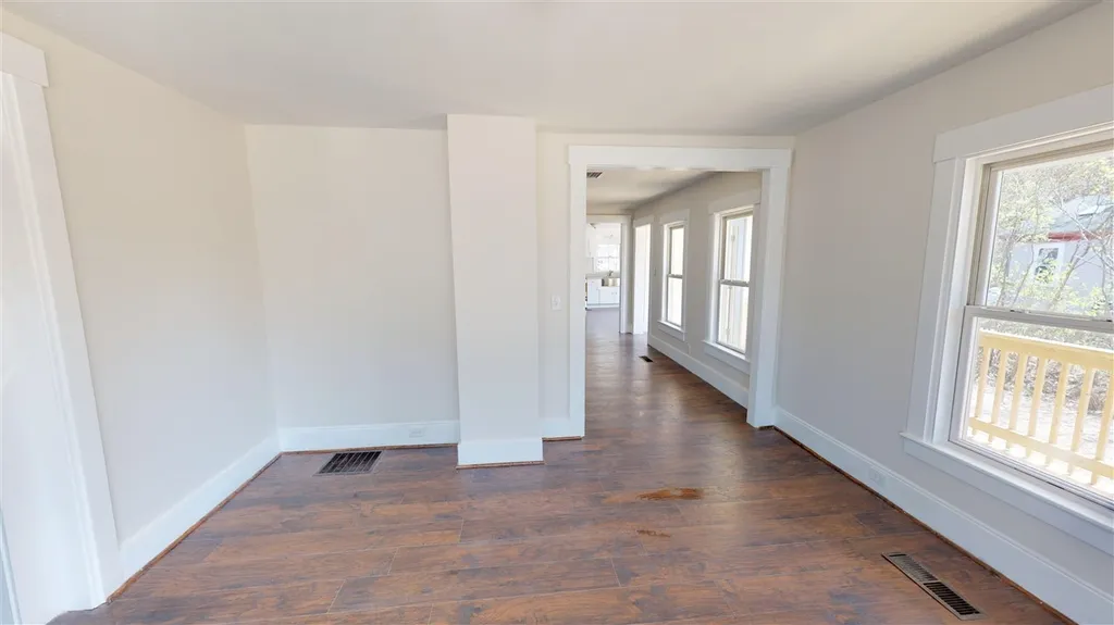 14 Crowley Street Farmington NH 03835