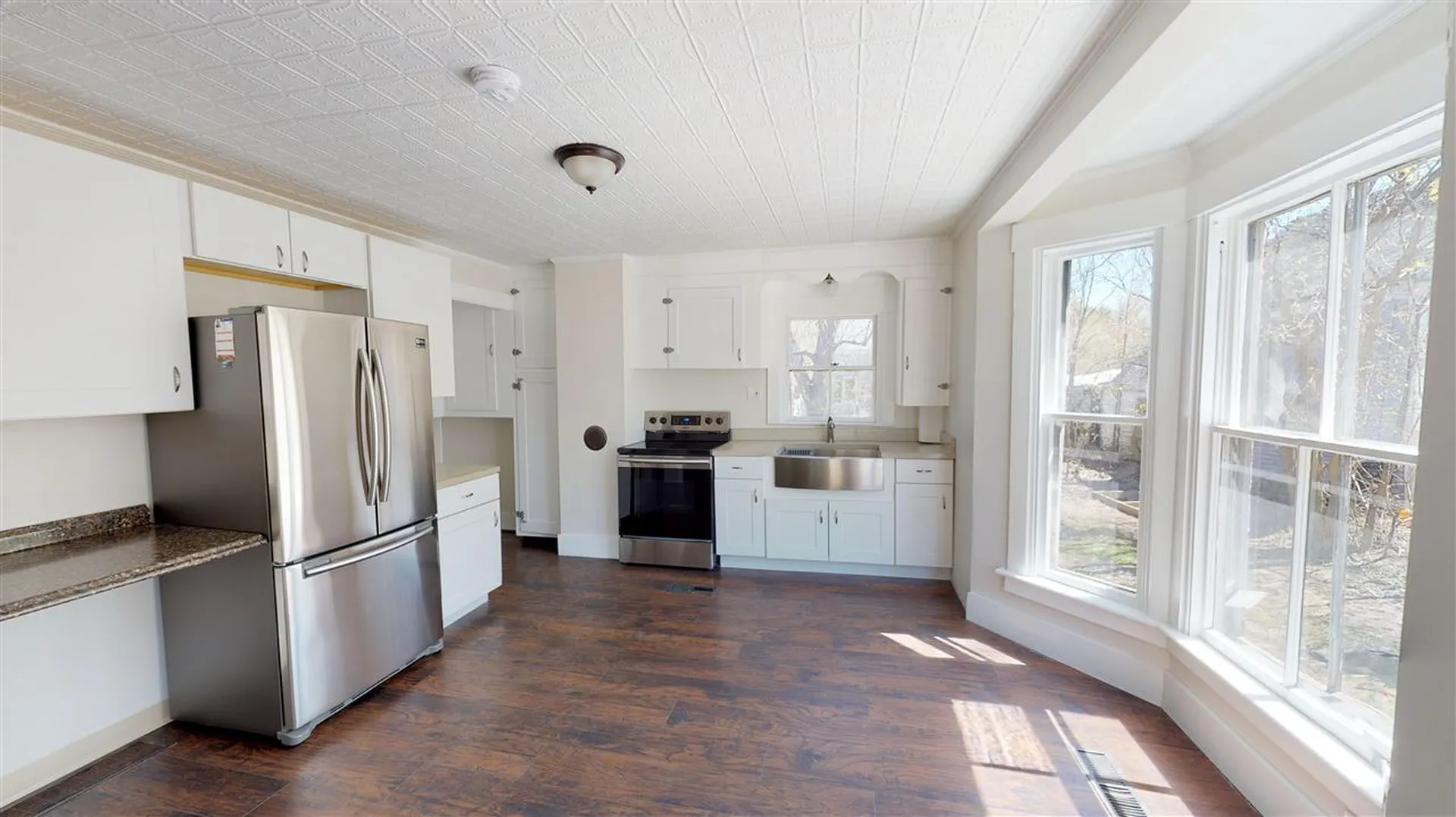 14 Crowley Street Farmington NH 03835