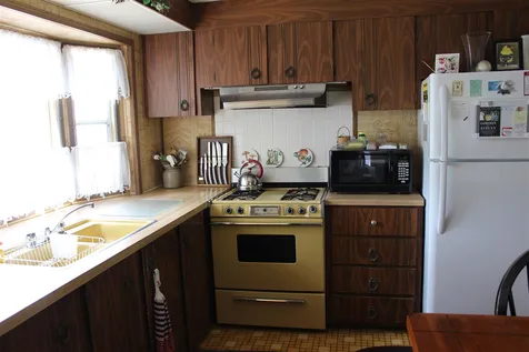 23 Crescent Drive Brattleboro VT 05301