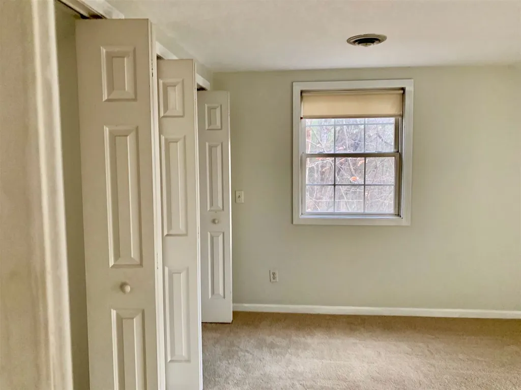 24 Kearsarge Woods Road Wilmot NH 03287