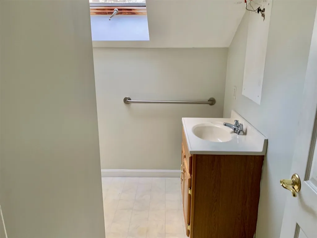 24 Kearsarge Woods Road Wilmot NH 03287