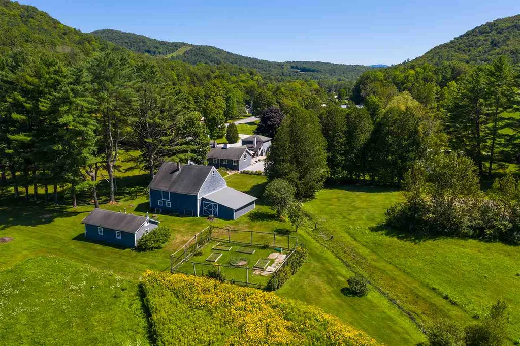 24 Spring Lake Road Shrewsbury VT 05738