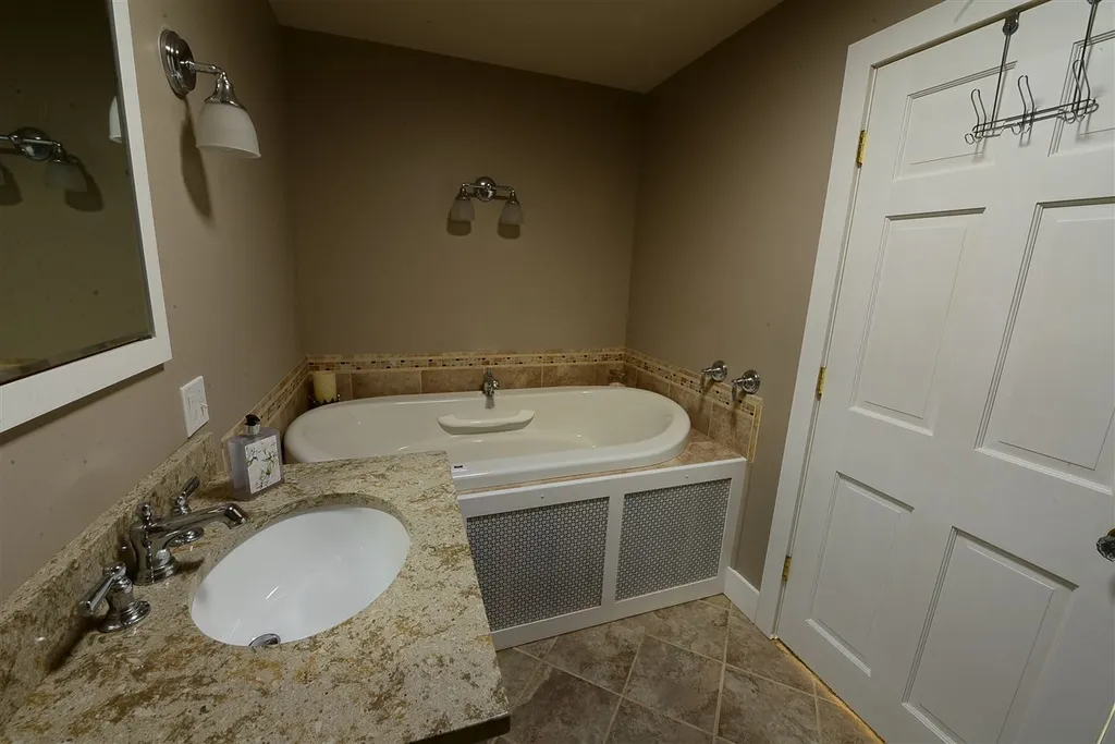 24 Spring Lake Road Shrewsbury VT 05738