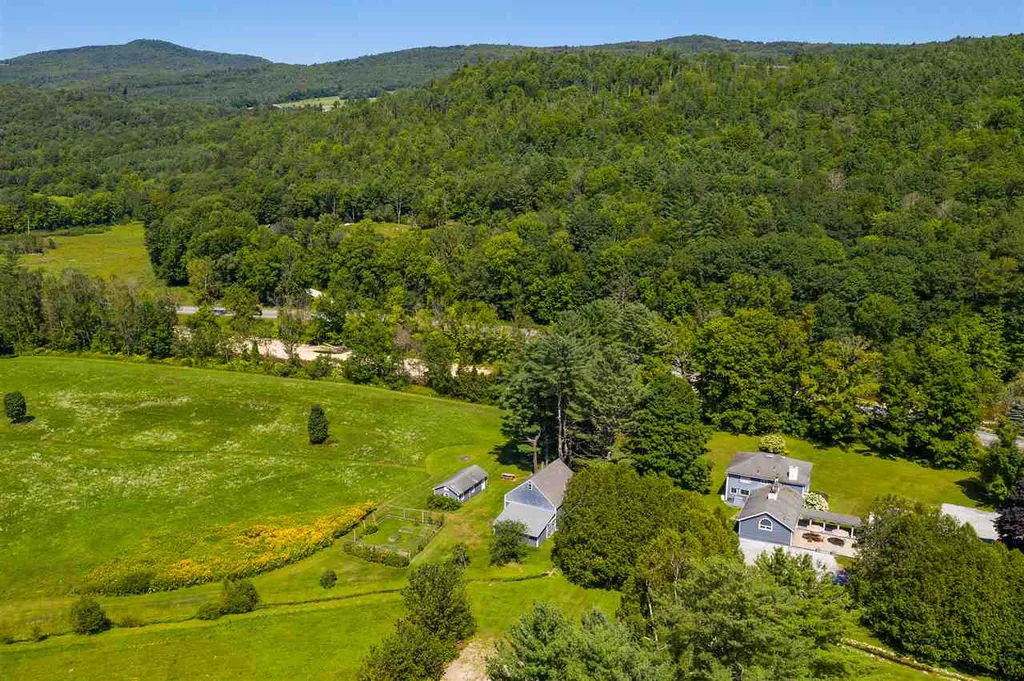 24 Spring Lake Road Shrewsbury VT 05738