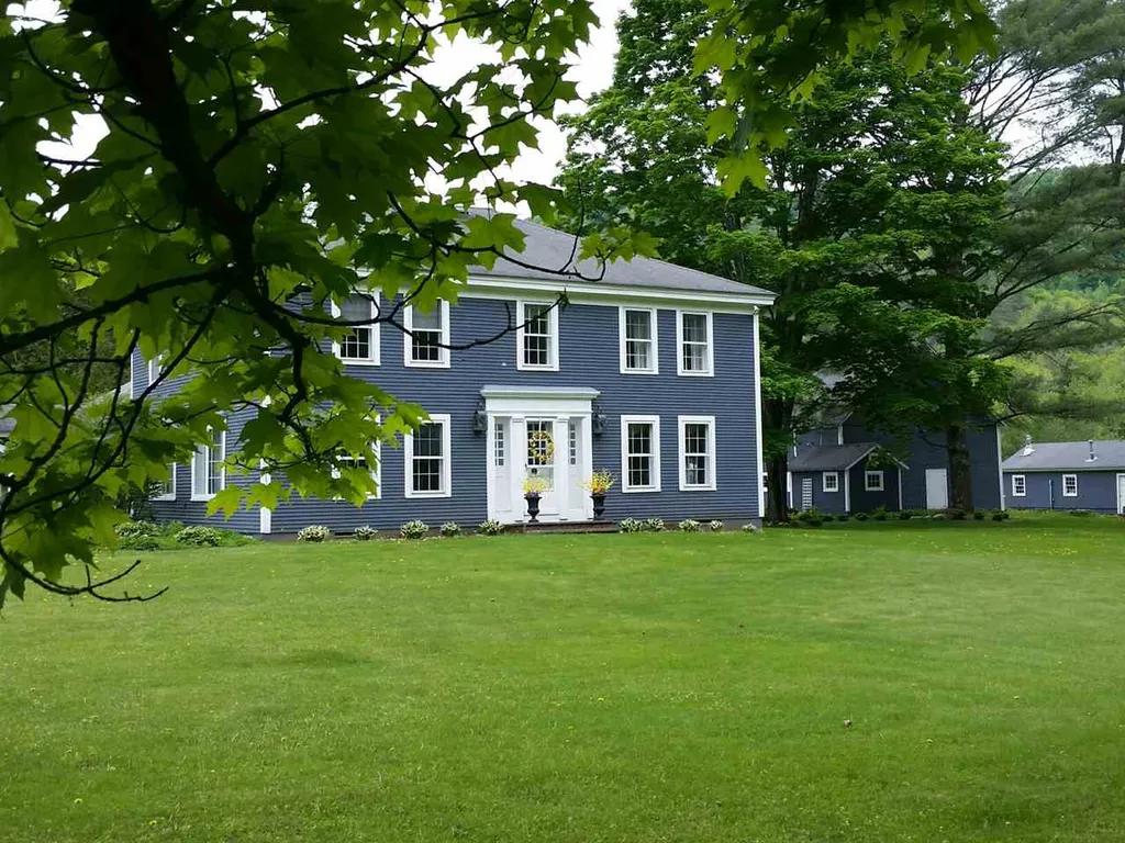 24 Spring Lake Road Shrewsbury VT 05738