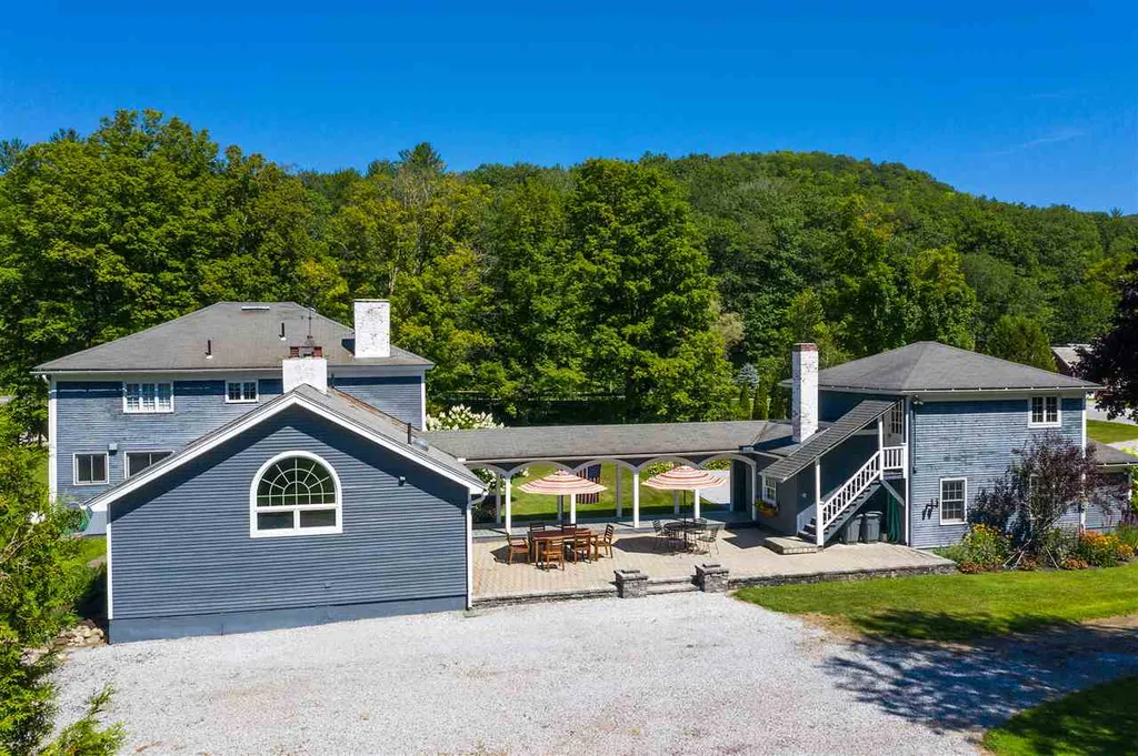 24 Spring Lake Road Shrewsbury VT 05738