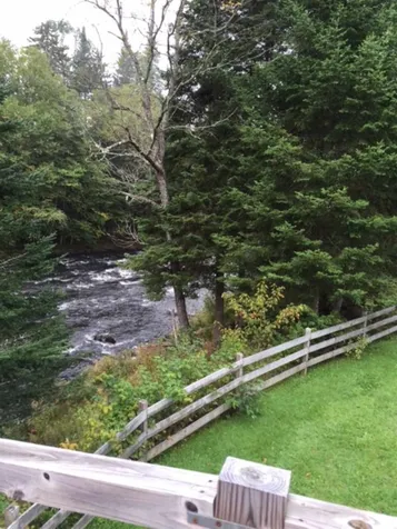 10 Fletcher Road Pittsburg NH 03592