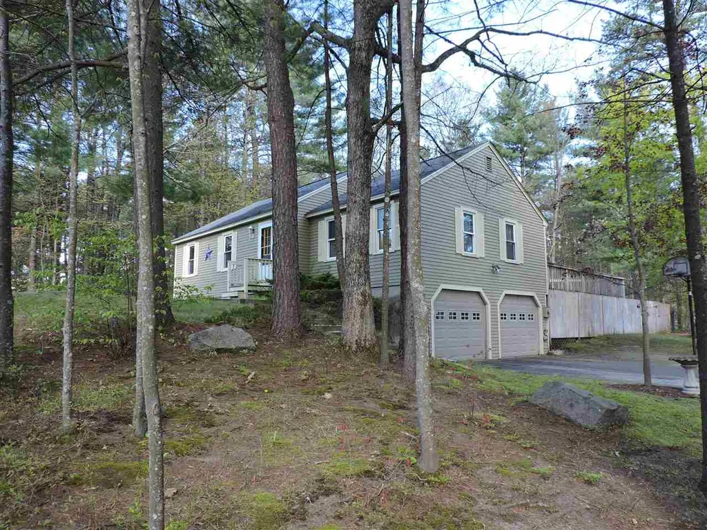 6 Ladybug Lane Concord NH 03301