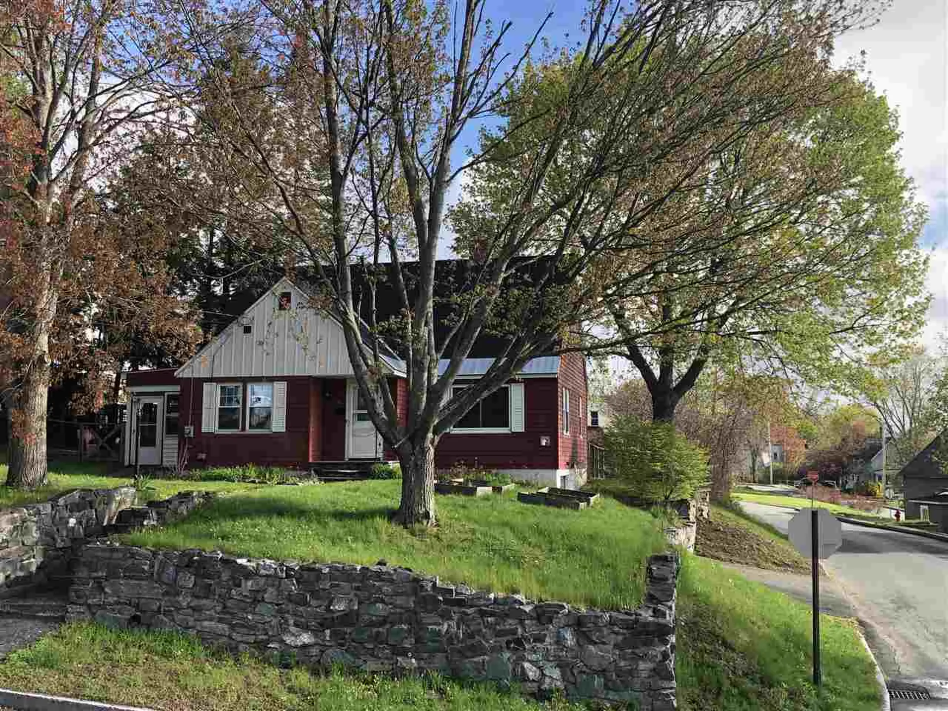 21 Hough Street Lebanon NH 03766