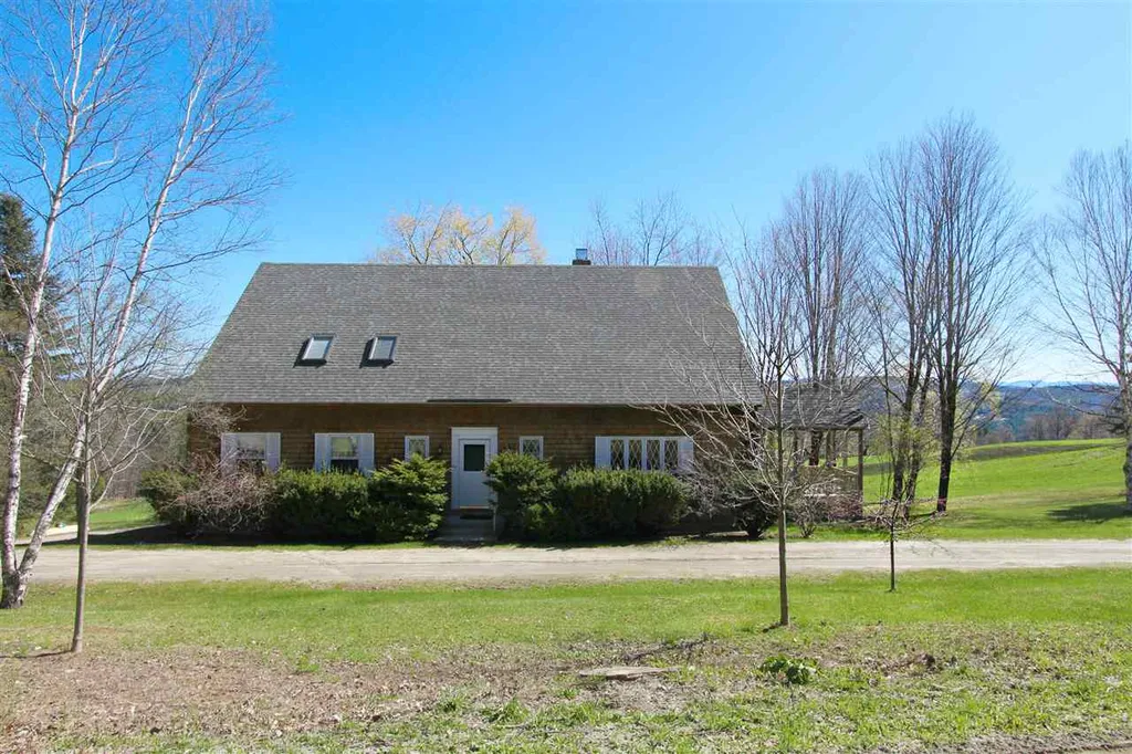 440 Mack's Mountain Road Peacham VT 05862