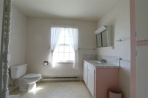440 Mack's Mountain Road Peacham VT 05862